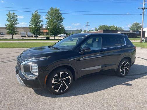2022 Mitsubishi Outlander SEL