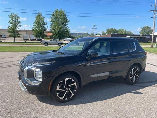 2022 Mitsubishi Outlander SEL