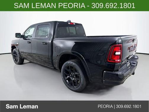 Diamond Black Crystal Pearlcoat 2026 RAM 1500 Laramie