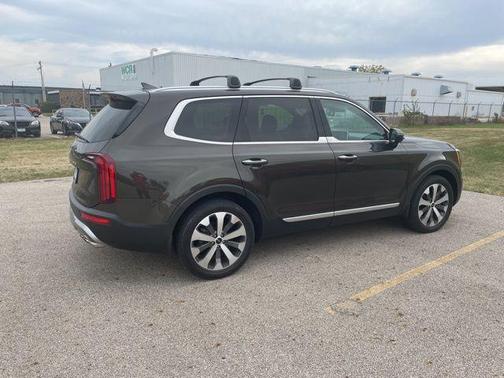 2022 Kia Telluride S