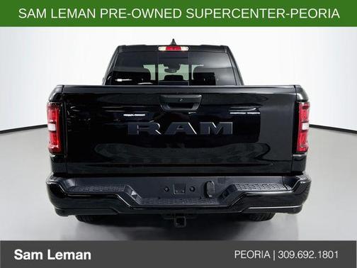 Diamond Black Crystal Pearlcoat 2025 RAM 1500 Tradesman