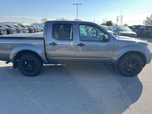 2021 Nissan Frontier SV