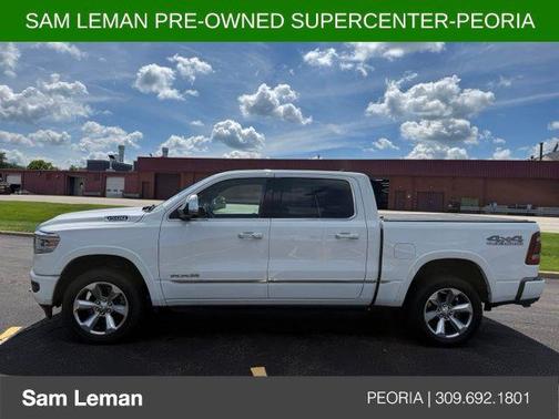Bright White Clearcoat 2021 RAM 1500 Limited