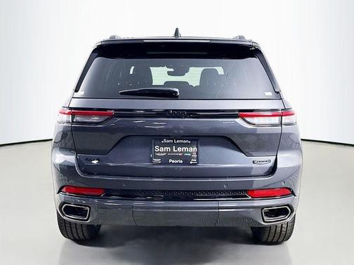 2025 Jeep Grand Cherokee Summit