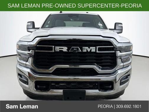 Bright White Clearcoat 2026 RAM 2500 Big Horn Crew Cab 4x4 6'4' Box