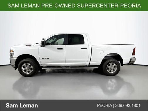 Bright White Clearcoat 2026 RAM 2500 Big Horn Crew Cab 4x4 6'4' Box