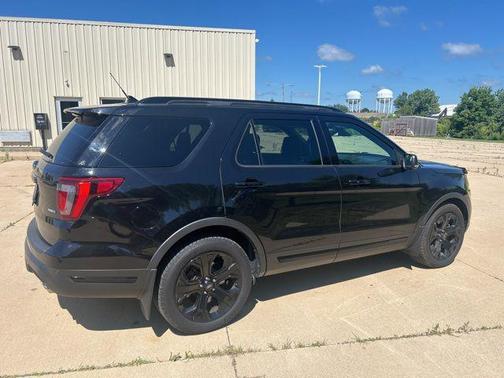 2019 Ford Explorer Sport