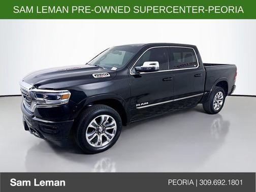 Diamond Black Crystal Pearlcoat 2023 RAM 1500 Limited
