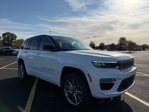 2025 Jeep Grand Cherokee Summit
