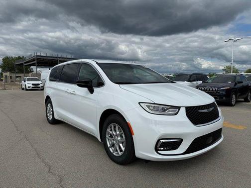 2026 Chrysler Pacifica L