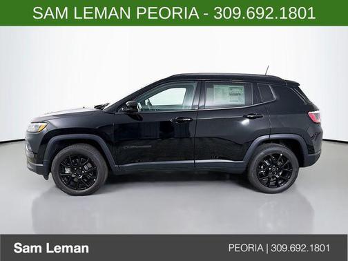 Diamond Black Crystal Pearlcoat 2026 Jeep Compass Latitude