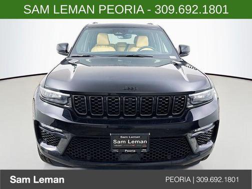 Diamond Black Crystal Pearlcoat 2025 Jeep Grand Cherokee Summit