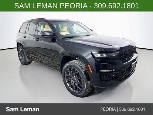Diamond Black Crystal Pearlcoat 2025 Jeep Grand Cherokee Summit