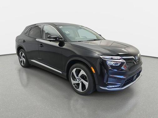 2025 VinFast VF 8 Eco