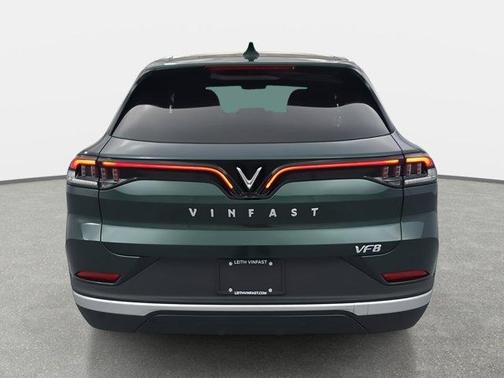 2025 VinFast VF 8 Plus