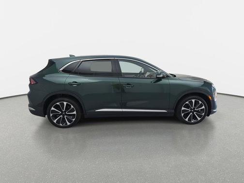 2025 VinFast VF 8 Plus