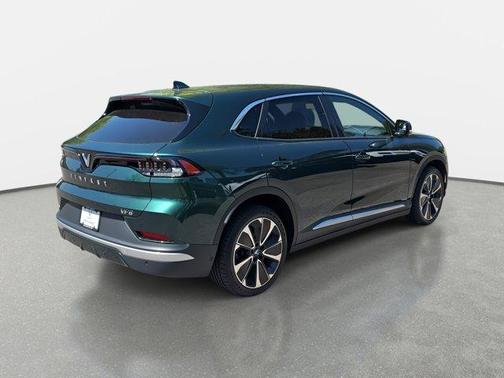 2025 VinFast VF 8 Plus
