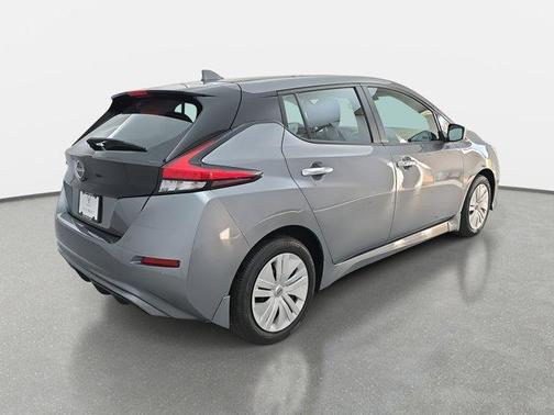 2024 Nissan Leaf S