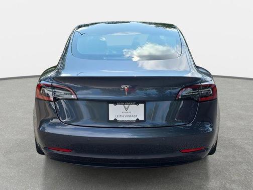 2022 Tesla Model 3 Base
