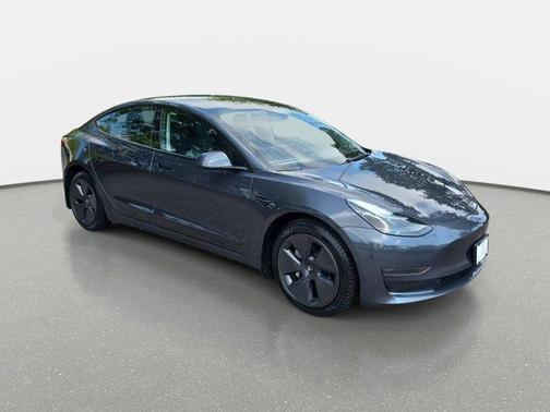 2022 Tesla Model 3 Base