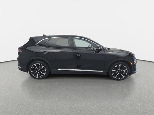 2025 VinFast VF 8 Plus