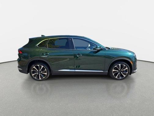 2025 VinFast VF 8 Plus