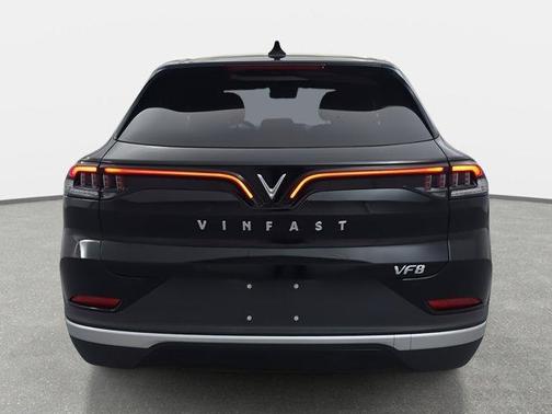 2025 VinFast VF 8 Plus