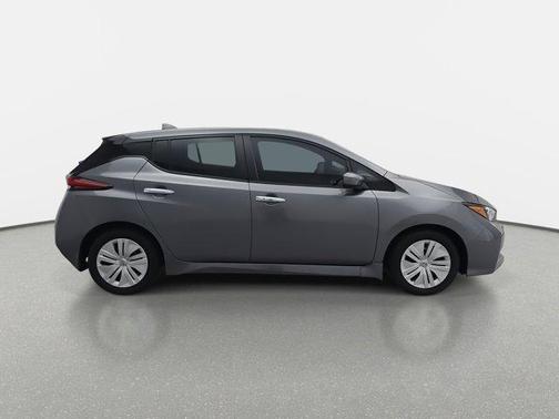 2023 Nissan Leaf S