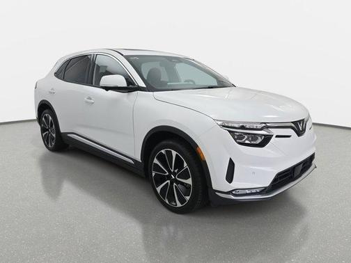 2025 VinFast VF 8 Plus