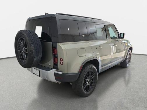 2022 Land Rover Defender 110 S