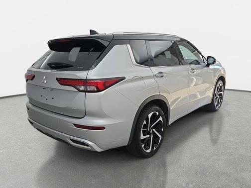 2024 Mitsubishi Outlander