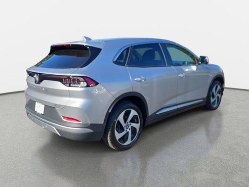 2025 VinFast VF 8 Eco