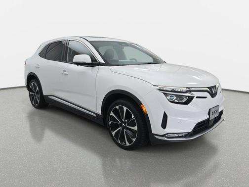 2025 VinFast VF 8 Plus