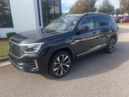 2024 Volkswagen Atlas 2.0T SEL Premium R-Line