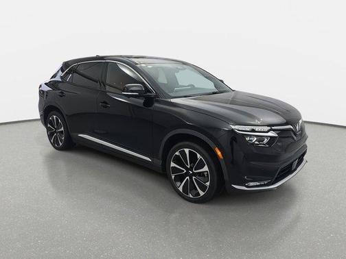 2025 VinFast VF 8 Plus