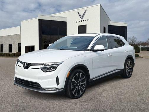 2025 VinFast VF 8 Plus