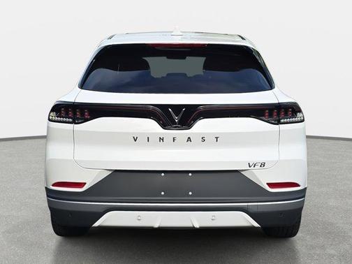 2025 VinFast VF 8 Plus