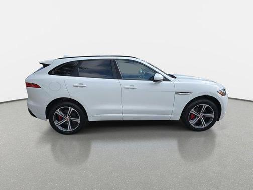 2017 Jaguar F-PACE S
