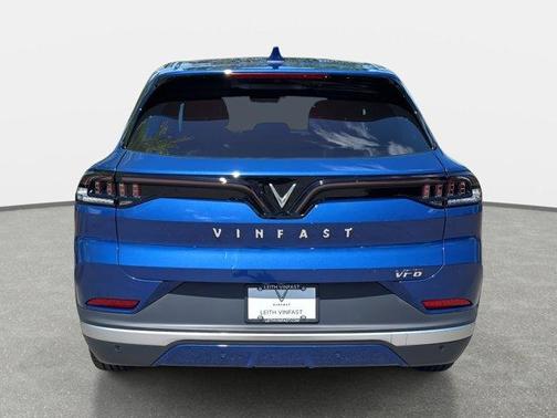 2025 VinFast VF 8 Plus