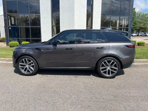 2023 Land Rover Range Rover Sport SE
