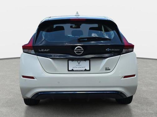 2022 Nissan Leaf SL PLUS