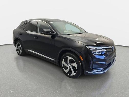 2025 VinFast VF 8 Eco