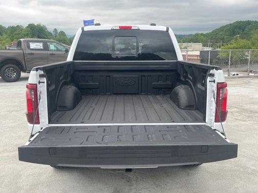 Oxford White 2024 Ford F-150 XLT