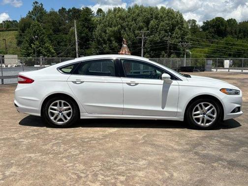 Oxford White 2013 Ford Fusion SE