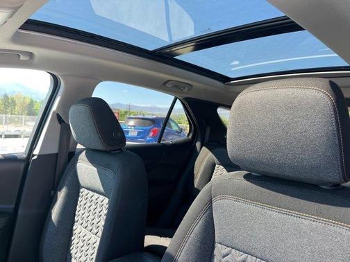 Summit White 2023 Chevrolet Equinox 1LT