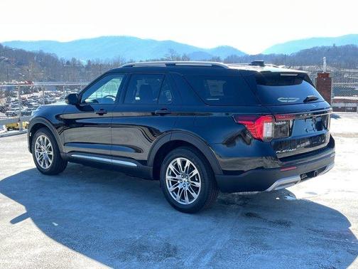 Agate Black Metallic 2026 Ford Explorer Platinum