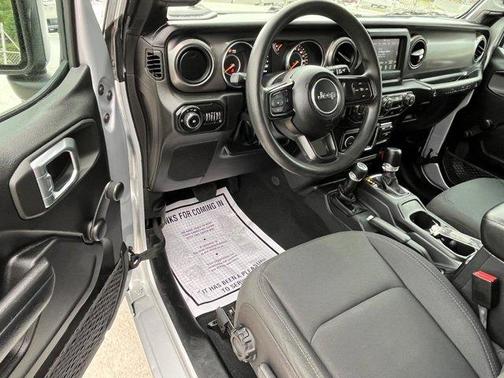 Silver Zynith Clearcoat 2022 Jeep Wrangler Sport