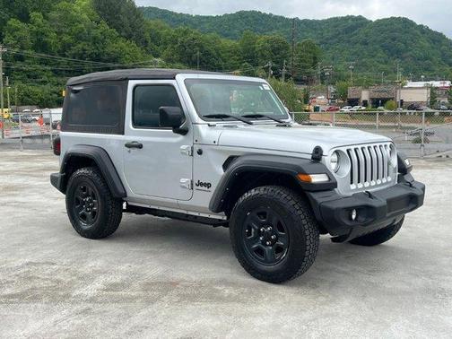 Silver Zynith Clearcoat 2022 Jeep Wrangler Sport