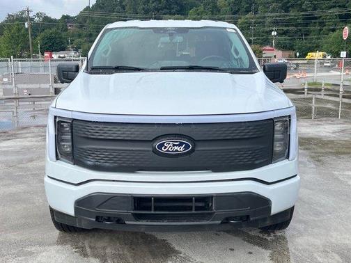 Space White Metallic 2025 Ford F-150 Lightning XLT