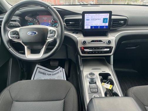 Iconic Silver Metallic 2023 Ford Explorer XLT